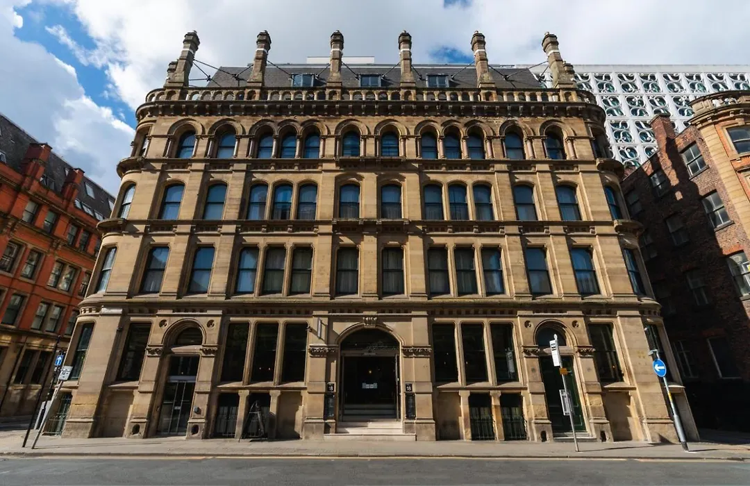 The Alan Hotel
