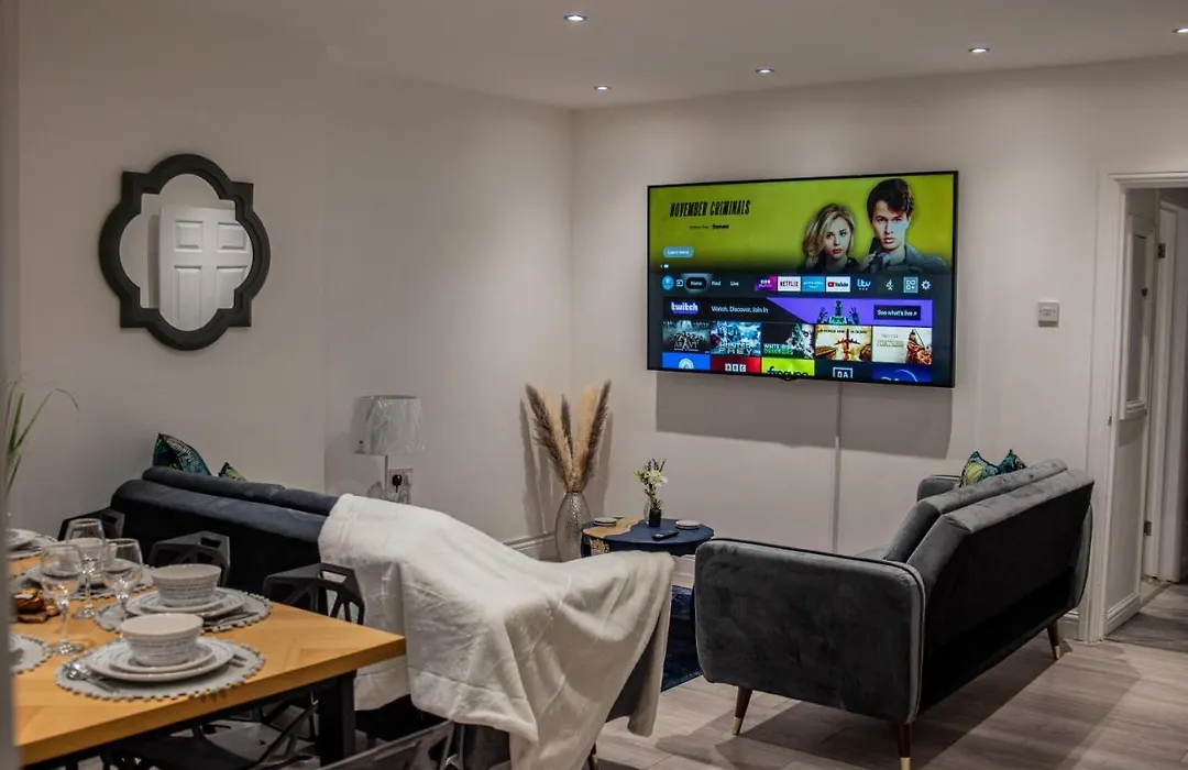 Appartement Bv Comfy Spacious 3 Bedroom House At Tatton Street *