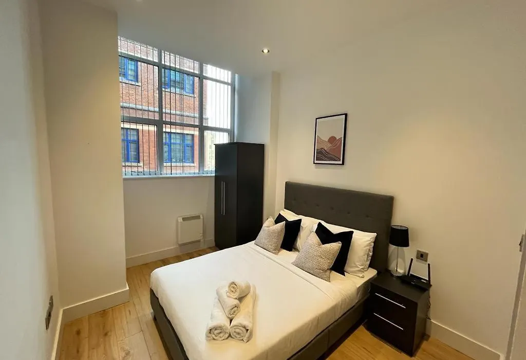 Apartment Stunning Mill Near To City Centre And Etihad Stadium! *