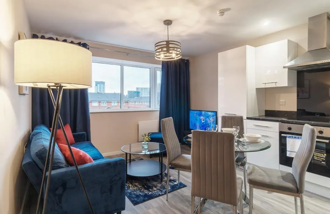 Contemporary 1 Bed Flat - Sleeps 3 Apartment Manchester