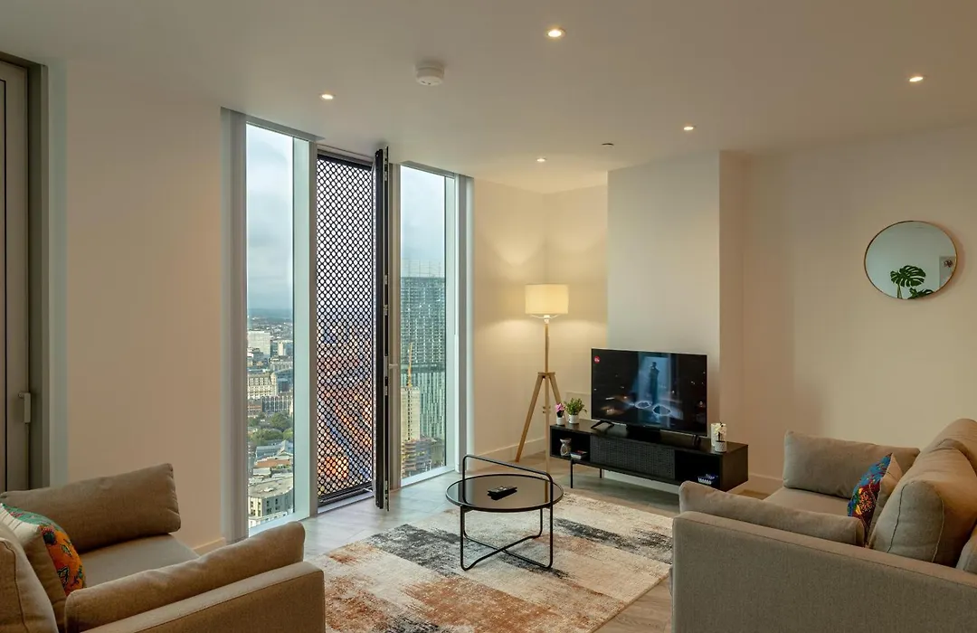 Apartment Ahg Luxury Tower - 44th Floor With Stunning Views At