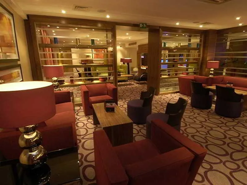 Golden Tulip Manchester Hotel 4*