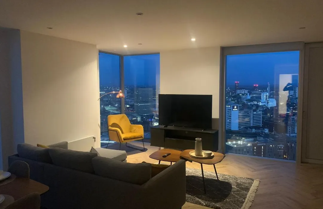 Luxury 2 Bedroom , View * Manchester